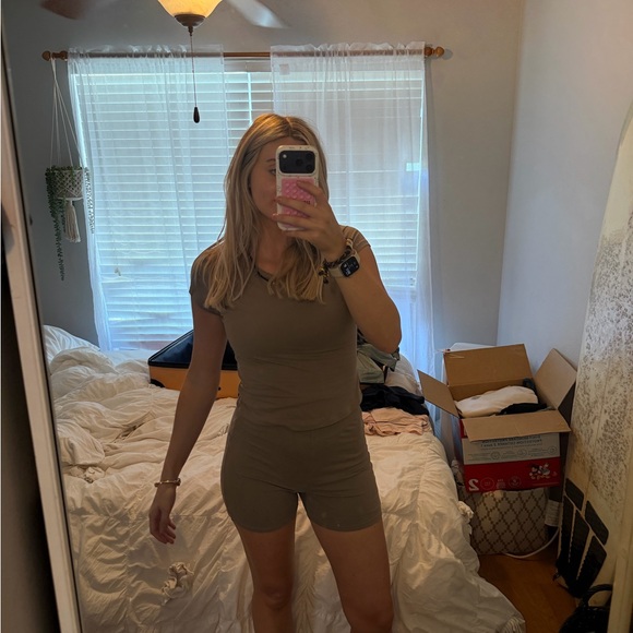 Wiholl Tops - BROWN TWO PIECE SET